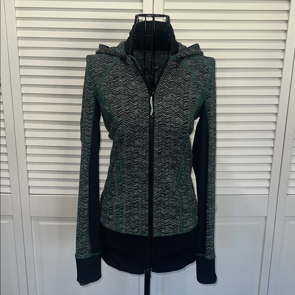 Lululemon Daily Practice Jacket Irregular Spacebone Sea Mist Deep Green / Black - Picture 9 of 16